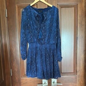 Elegant Blue Patterned Women's Dress